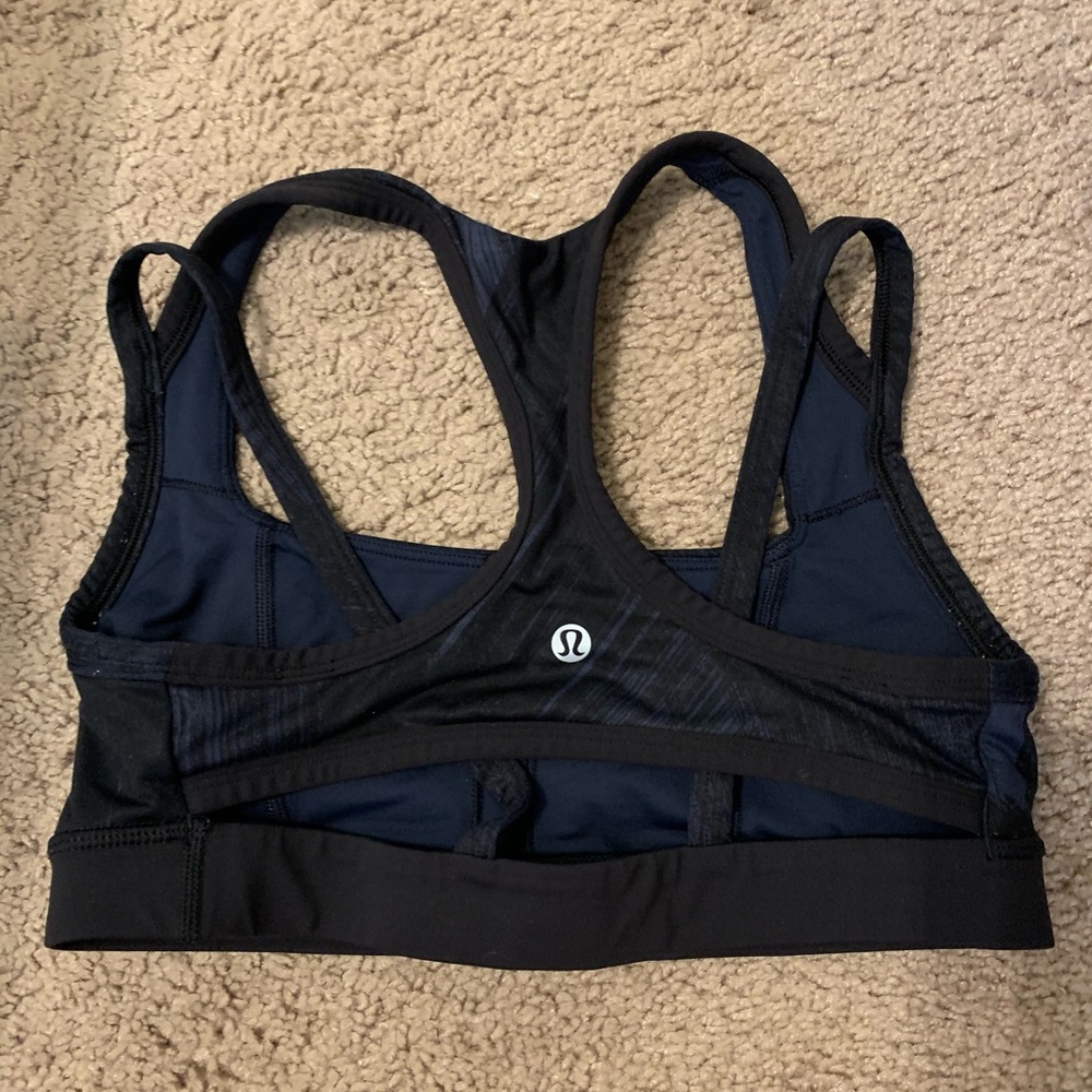 Lulu lemon sports bra